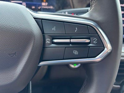 2025 Chevrolet Suburban 4WD LT