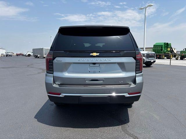 2025 Chevrolet Suburban 4WD LT