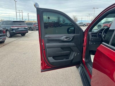 2023 Chevrolet Tahoe 4WD RST