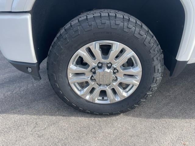 2020 GMC Sierra 2500 HD Crew Cab Standard Box 4-Wheel Drive Denali