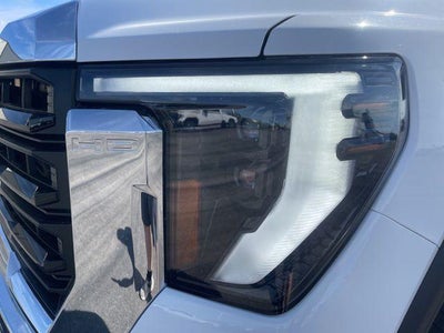 2025 GMC Sierra 3500HD Regular Cab Long Box 4-Wheel Drive Pro