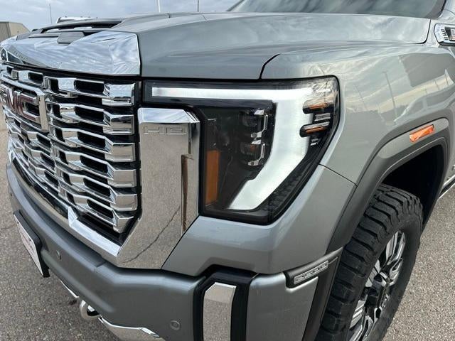 2024 GMC Sierra 2500 HD Crew Cab Standard Box 4-Wheel Drive Denali