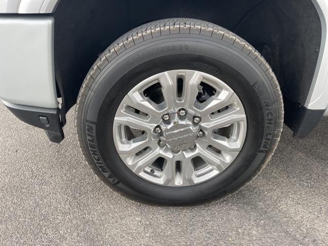 2022 GMC Sierra 2500 HD Crew Cab Standard Box 4-Wheel Drive Denali