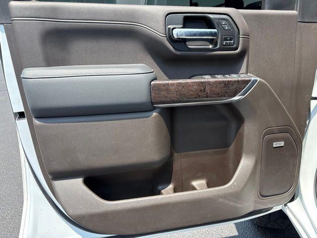 2022 GMC Sierra 2500 HD Crew Cab Standard Box 4-Wheel Drive Denali