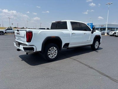 2022 GMC Sierra 2500 HD Crew Cab Standard Box 4-Wheel Drive Denali