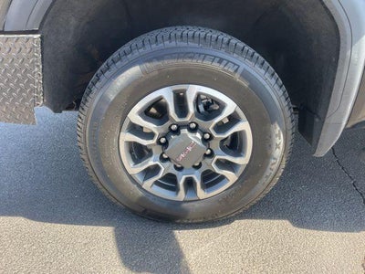 2023 GMC Sierra 3500HD Crew Cab Long Box 4-Wheel Drive SLT