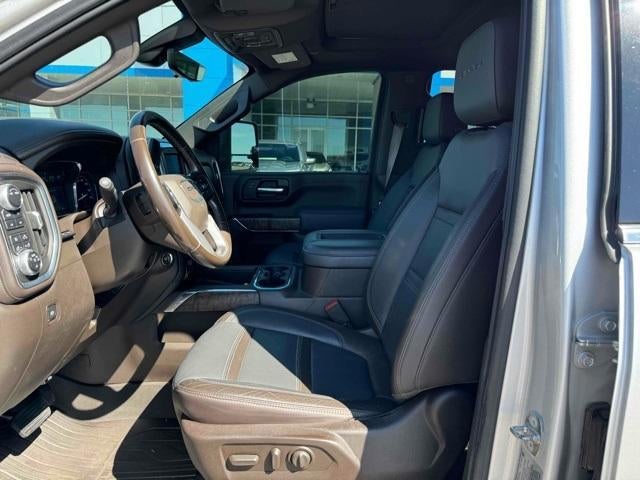 2020 GMC Sierra 3500HD Crew Cab Standard Box 4-Wheel Drive Denali