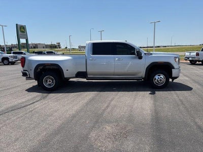 2022 GMC Sierra 3500HD Crew Cab Long Box 4-Wheel Drive Denali