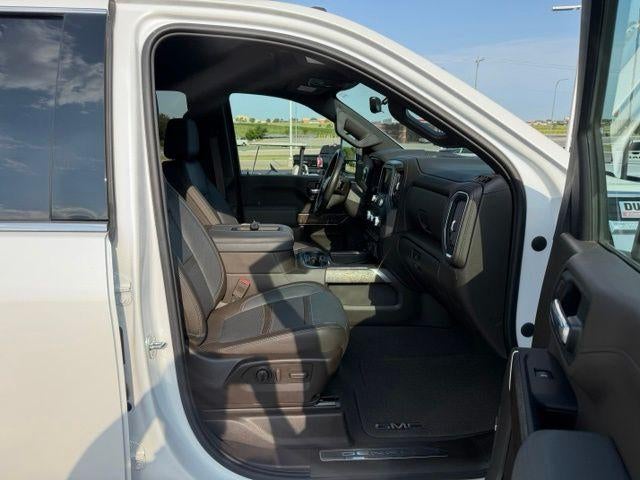 2020 GMC Sierra 3500HD Crew Cab Long Box 4-Wheel Drive Denali