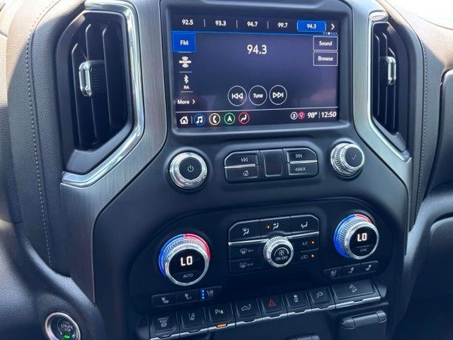 2022 GMC Sierra 3500HD Crew Cab Long Box 4-Wheel Drive Denali