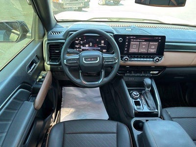 2025 GMC Canyon Crew Cab Short Box 4-Wheel Drive AT4