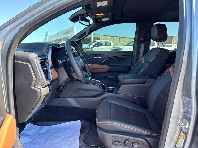 2025 GMC Canyon Crew Cab Short Box 4-Wheel Drive AT4