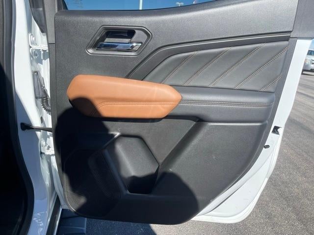 2024 GMC Canyon Crew Cab Short Box 4-Wheel Drive AT4