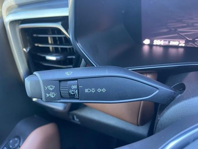 2024 GMC Canyon Crew Cab Short Box 4-Wheel Drive AT4