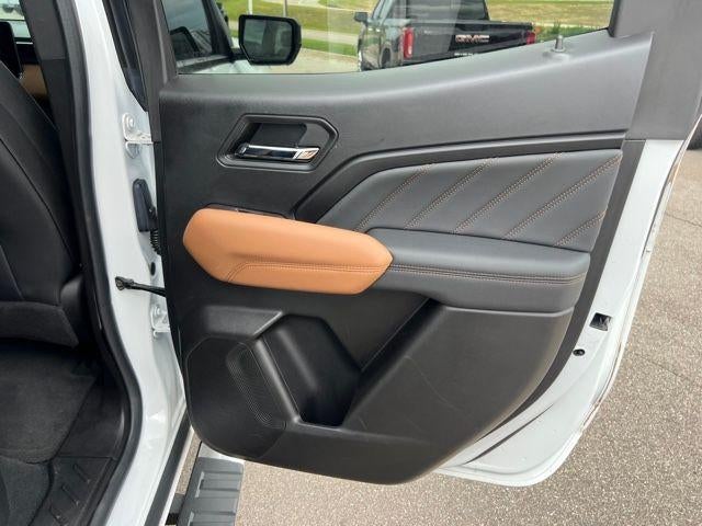 2024 GMC Canyon Crew Cab Short Box 4-Wheel Drive AT4