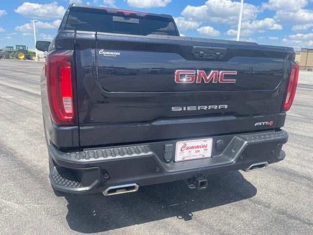 2022 GMC Sierra 1500 Crew Cab Short Box 4-Wheel Drive AT4