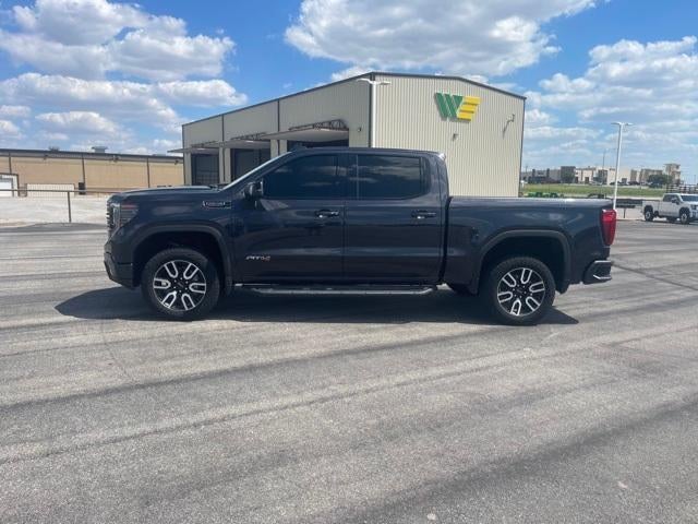 2022 GMC Sierra 1500 Crew Cab Short Box 4-Wheel Drive AT4