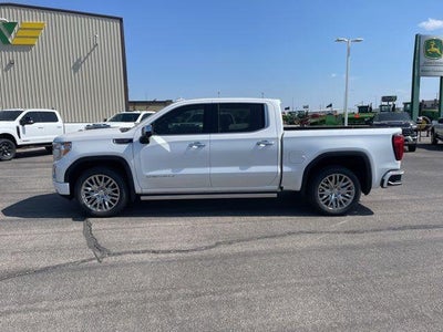 2019 GMC Sierra 1500 Crew Cab Short Box 4-Wheel Drive Denali
