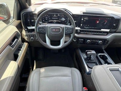 2022 GMC Sierra 1500 Crew Cab Short Box 4-Wheel Drive SLT