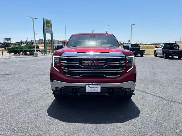 2022 GMC Sierra 1500 Crew Cab Short Box 4-Wheel Drive SLT