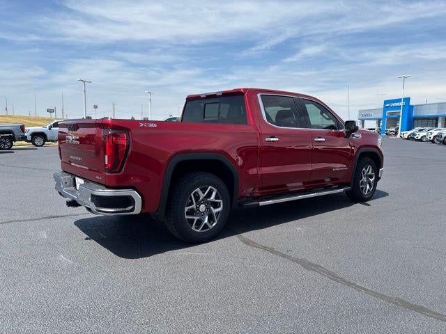 2022 GMC Sierra 1500 Crew Cab Short Box 4-Wheel Drive SLT