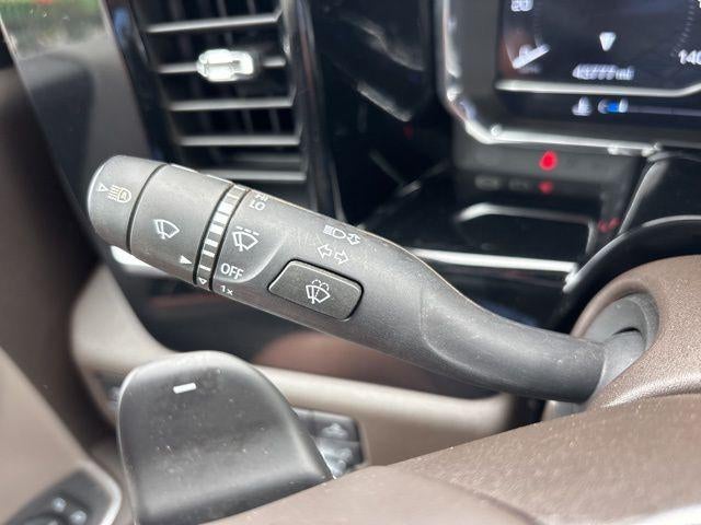 2024 GMC Sierra 1500 Crew Cab Short Box 4-Wheel Drive SLT