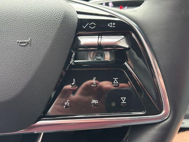 2024 Cadillac LYRIQ 4dr Luxury w/1SD