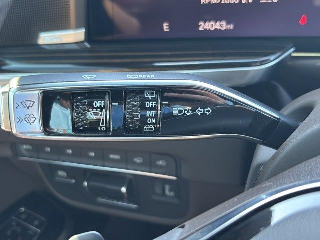 2025 Cadillac Escalade 4WD Premium Luxury