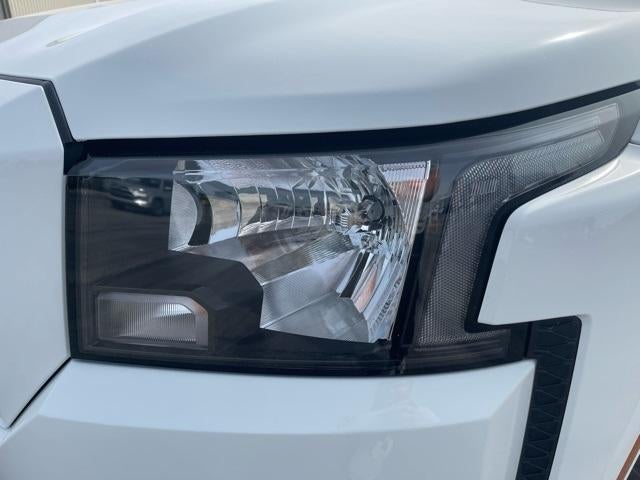 2024 Nissan Frontier Crew Cab 4x2 SV