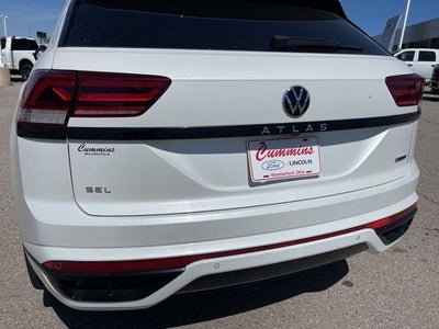 2022 Volkswagen Atlas Cross Sport 2.0T SEL R-Line Black 4MOTION