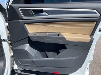 2022 Volkswagen Atlas Cross Sport 2.0T SEL R-Line Black 4MOTION