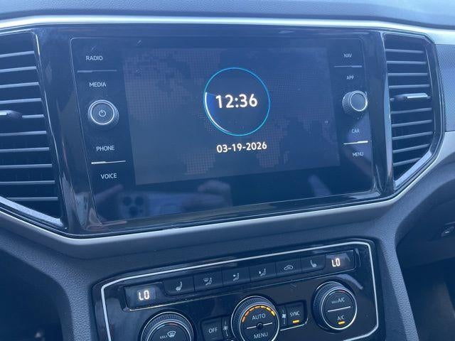 2022 Volkswagen Atlas Cross Sport 2.0T SEL R-Line Black 4MOTION