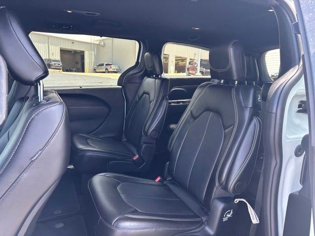 2025 Chrysler Pacifica Select FWD