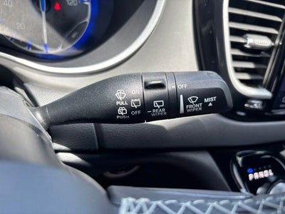 2025 Chrysler Pacifica Select FWD