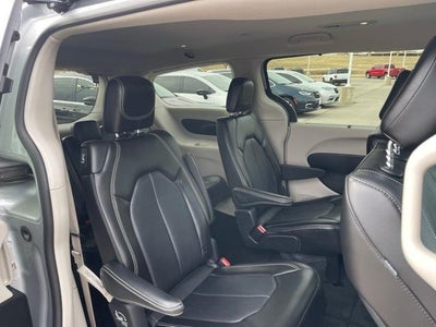 2024 Chrysler Pacifica Touring L FWD