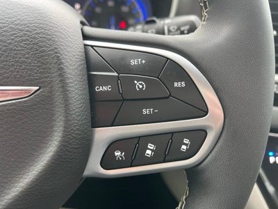 2024 Chrysler Pacifica Touring L FWD