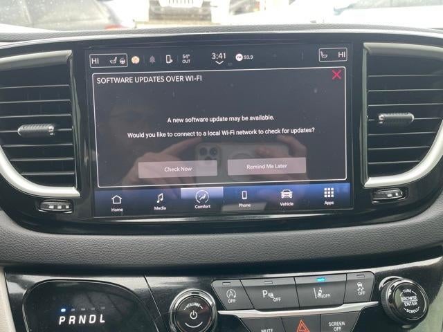 2024 Chrysler Pacifica Touring L FWD