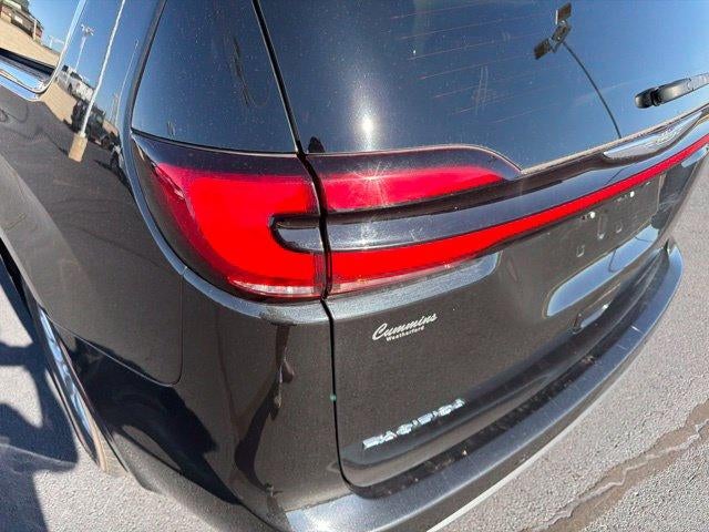 2023 Chrysler Pacifica Touring L FWD