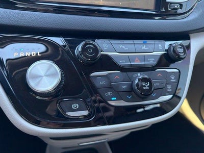 2023 Chrysler Pacifica Touring L FWD