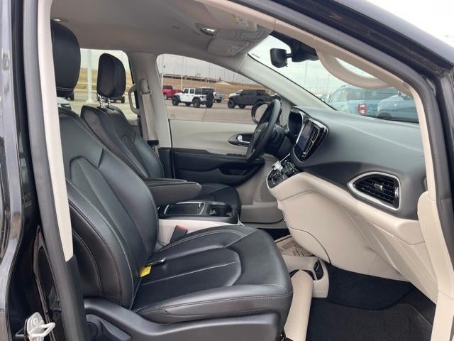 2024 Chrysler Pacifica Touring L FWD