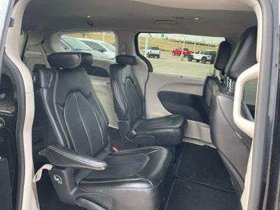 2024 Chrysler Pacifica Touring L FWD