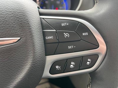 2024 Chrysler Pacifica Touring L FWD