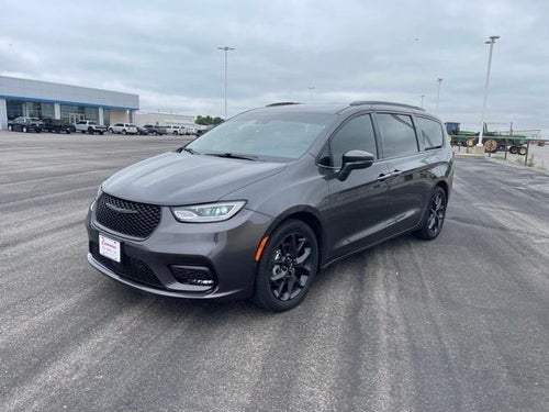2022 Chrysler Pacifica Touring L FWD