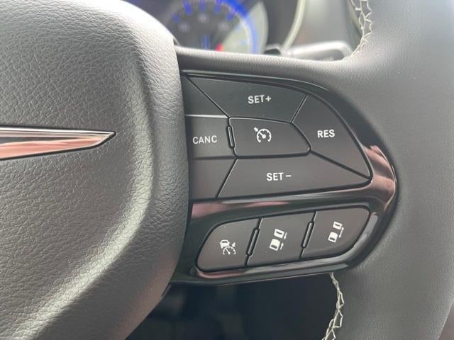 2022 Chrysler Pacifica Touring L FWD