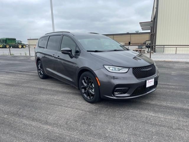 2022 Chrysler Pacifica Touring L FWD