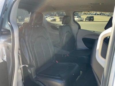 2024 Chrysler Pacifica Touring L FWD