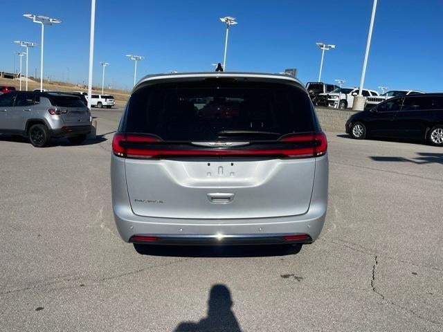 2024 Chrysler Pacifica Touring L FWD