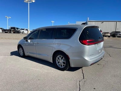 2024 Chrysler Pacifica Touring L FWD