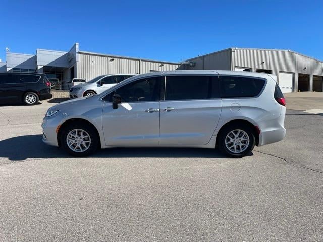 2024 Chrysler Pacifica Touring L FWD