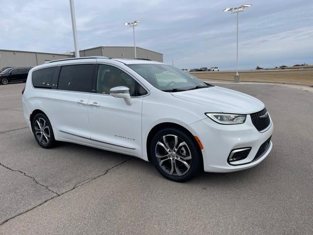 2022 Chrysler Pacifica Pinnacle FWD